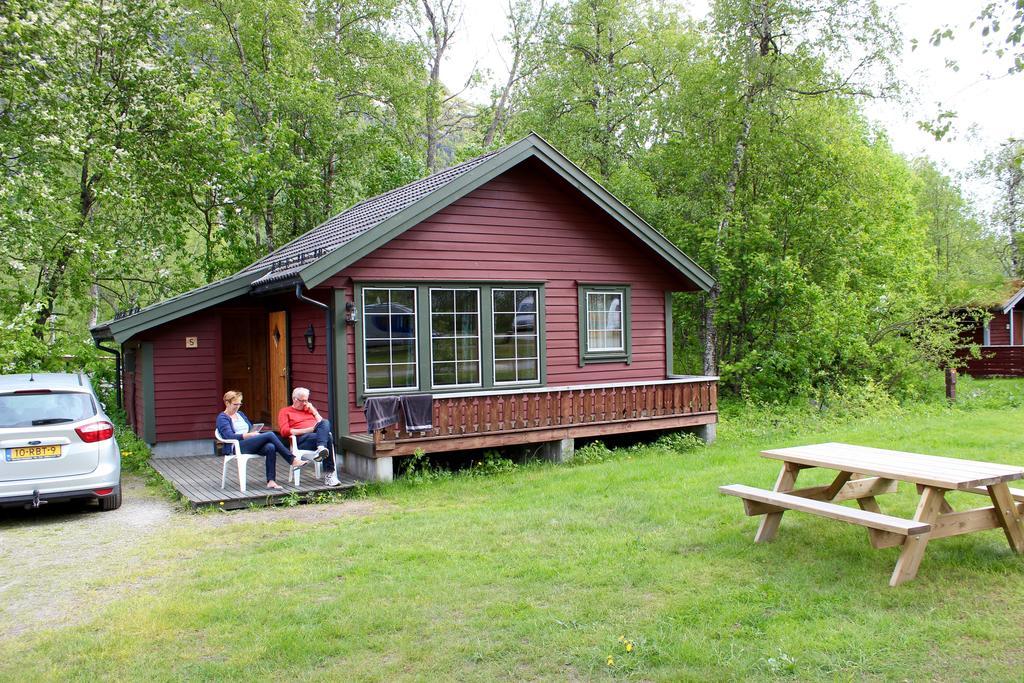 Skysstasjonen Cottages Релдал Номер фото